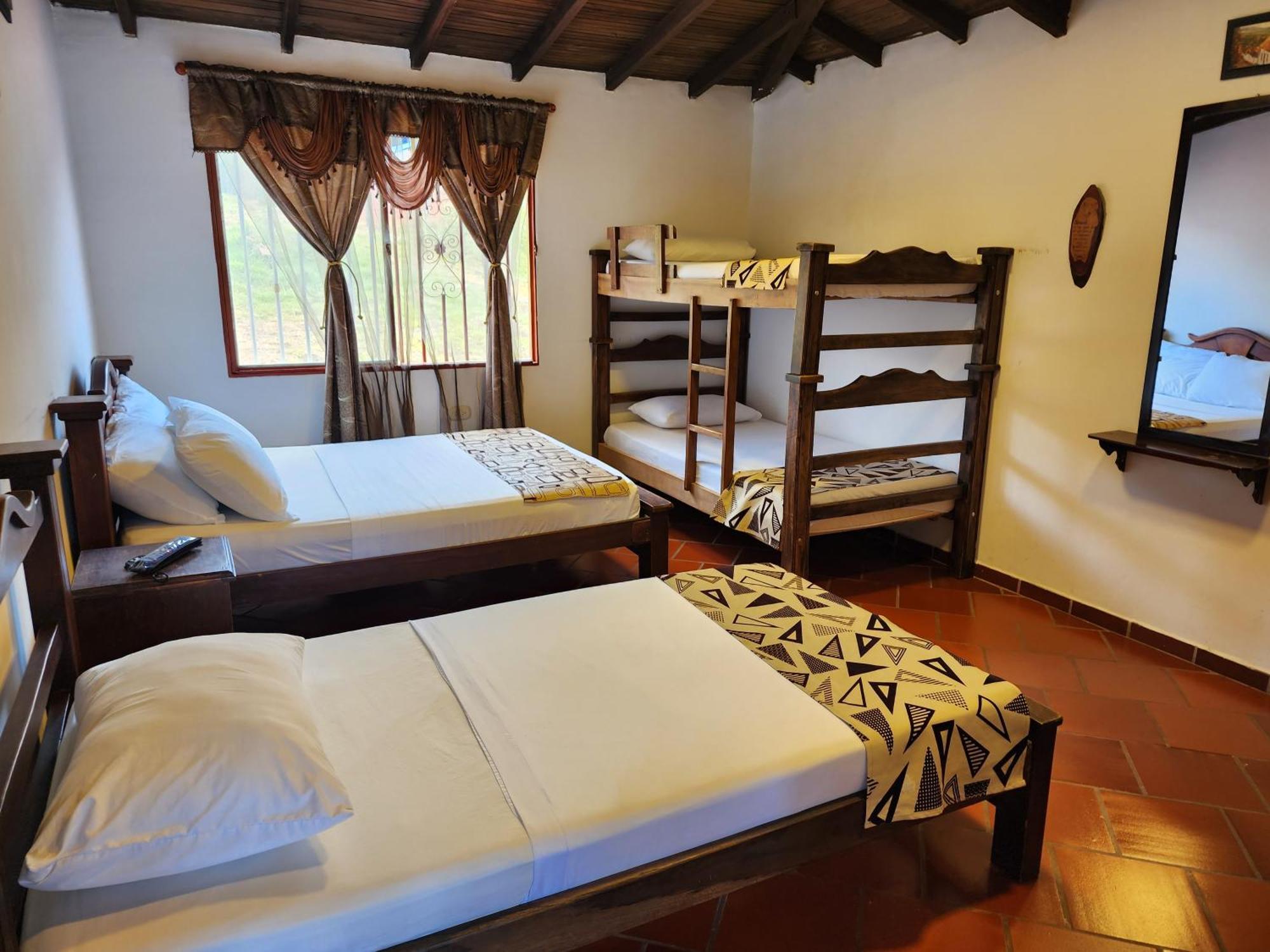 Hotel Campestre Palmas Del Zamorano Сан-Хіль Екстер'єр фото